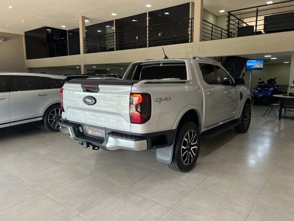 Ranger V6 Limited 2024