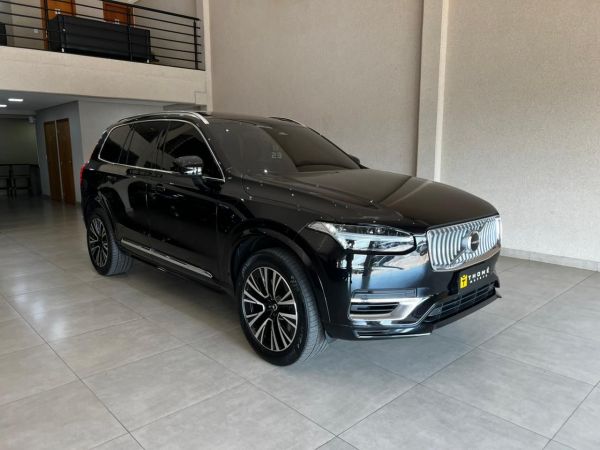Volvo XC90 Plus 2023
