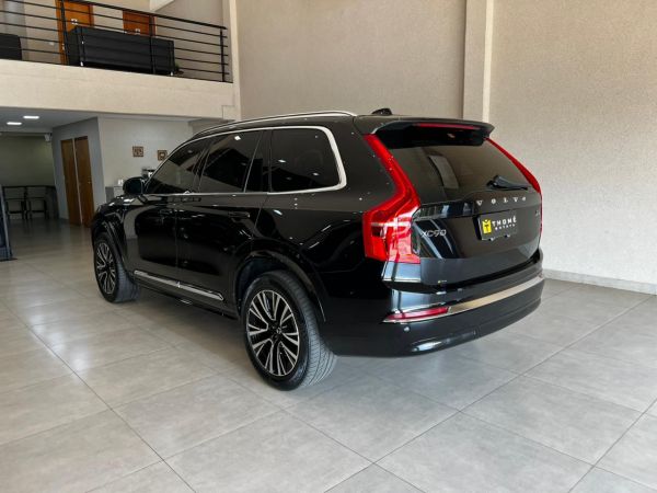 Volvo XC90 Plus 2023