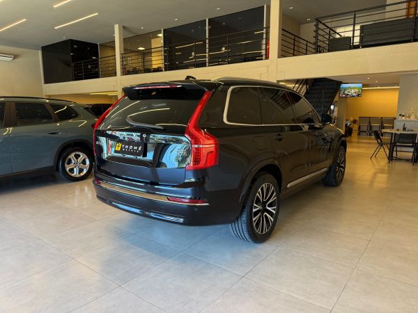 Volvo XC90 Plus 2023