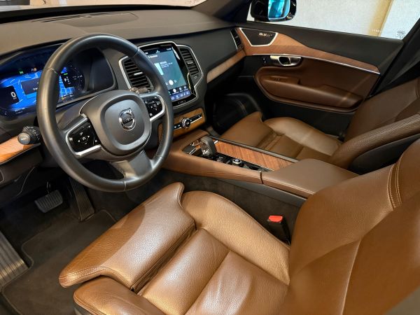 Volvo XC90 Plus 2023