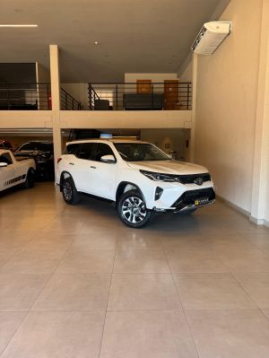 Toyota SW4